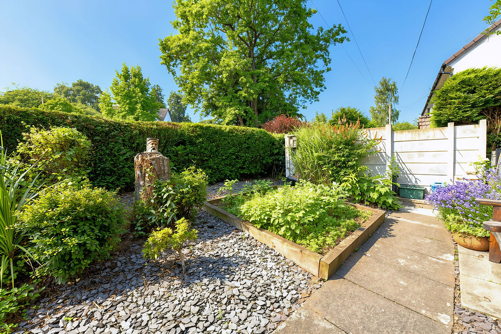 Front Garden- click for photo gallery